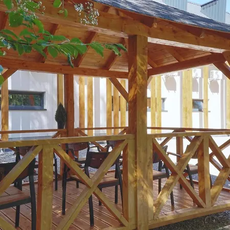 Skansen Forest アパート *